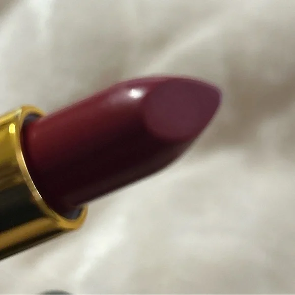 TRUE RED MAC X PEDRO LOURENCO Amplified Creme LE Lipstick MAC - Picture 7 of 11